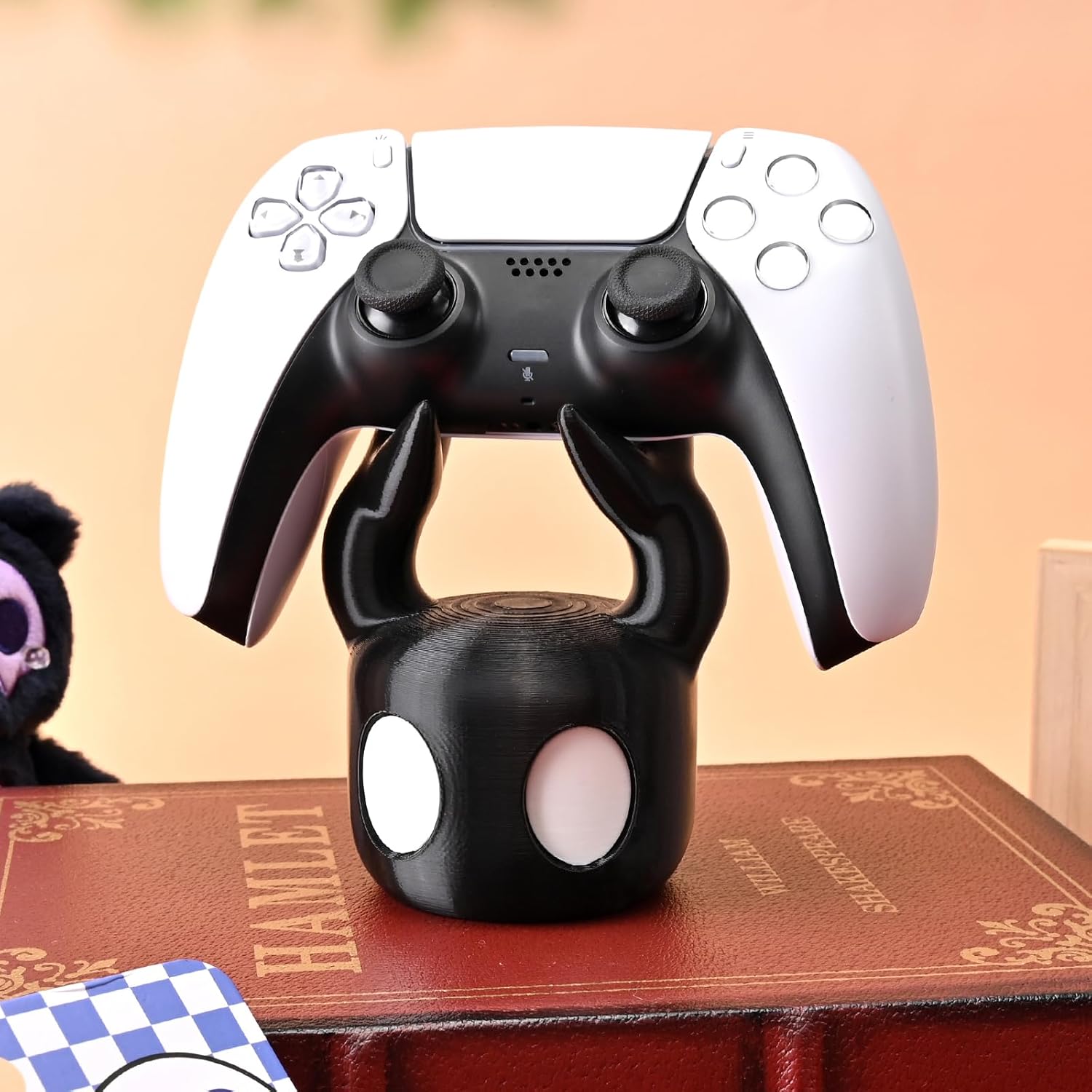 ゲームコントローラーゴーストディスプレイスタンド漫画デザイン - Gaming Console In のレビューと価格
